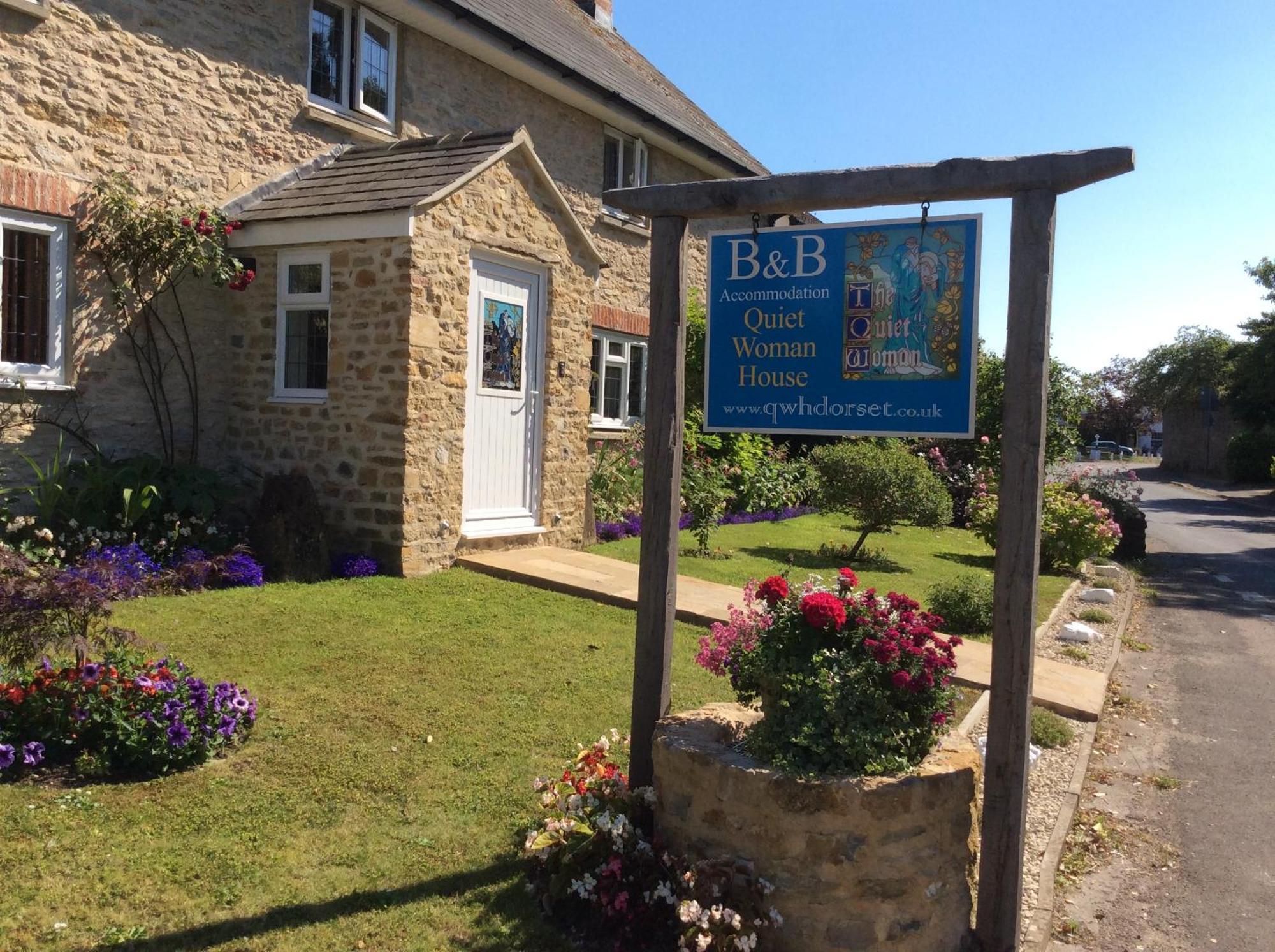 Bed and Breakfast Quiet Woman House Halstock Exterior foto